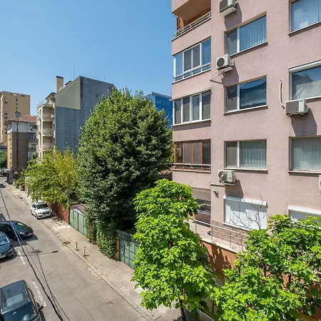 Family-friendly Place Steps From Mall Of Sofia